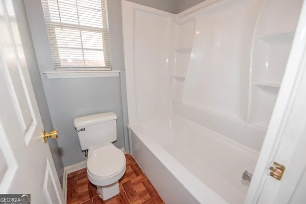$325,000 | 218 Misty Valley Lane, Bonaire, GA 31005