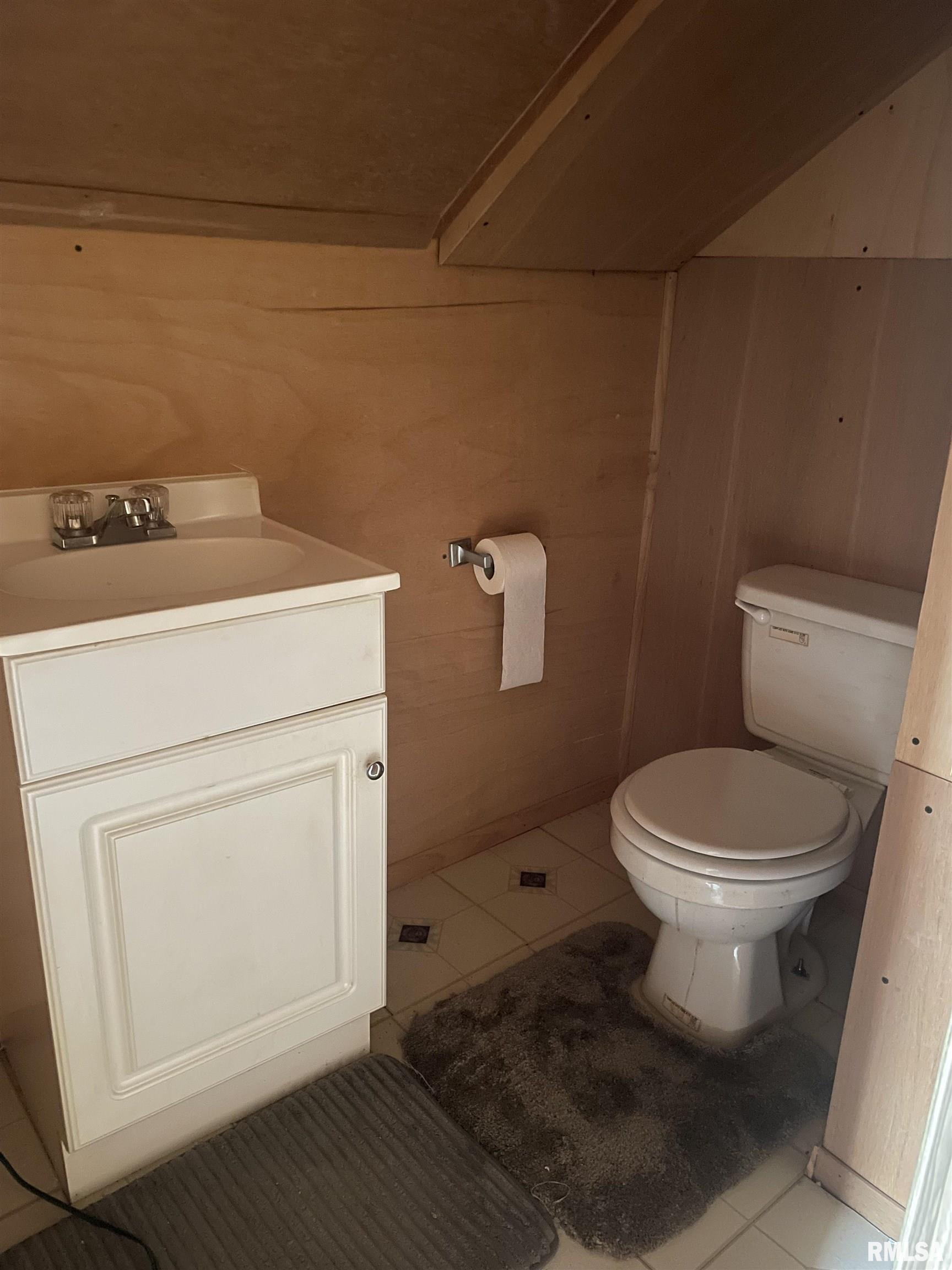 208 West Muller Road East Peoria, IL 61611 - Photo 10 of 17