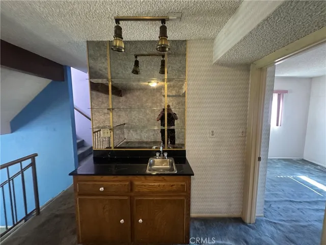 $415,000 | 8936 Willis Avenue, Unit 9, Panorama City, CA 91402