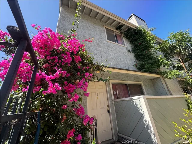$415,000 | 8936 Willis Avenue, Unit 9, Panorama City, CA 91402
