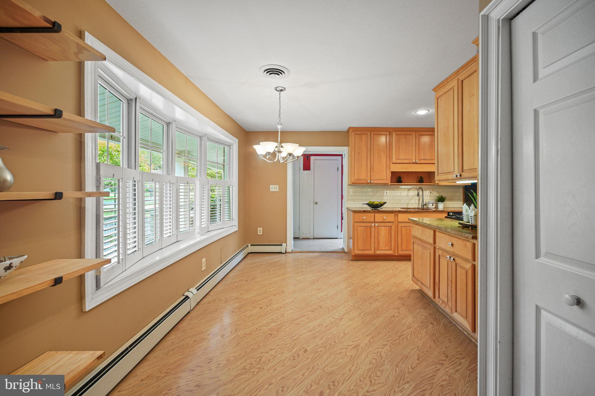 212 Beaumont Road Silver Spring, MD 20904 - Photo 16 of 69 Breakfast Room