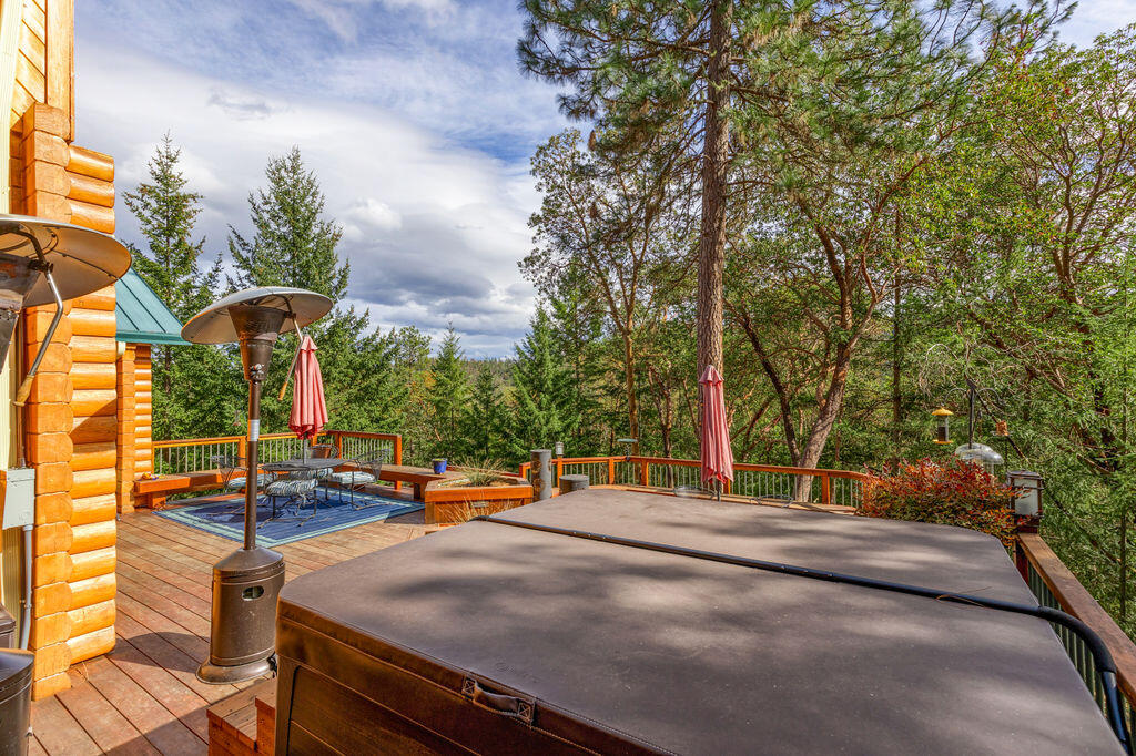 4766 Andrews Road Medford, OR 97501 - Photo 30 of 71 AR(66) - Copy