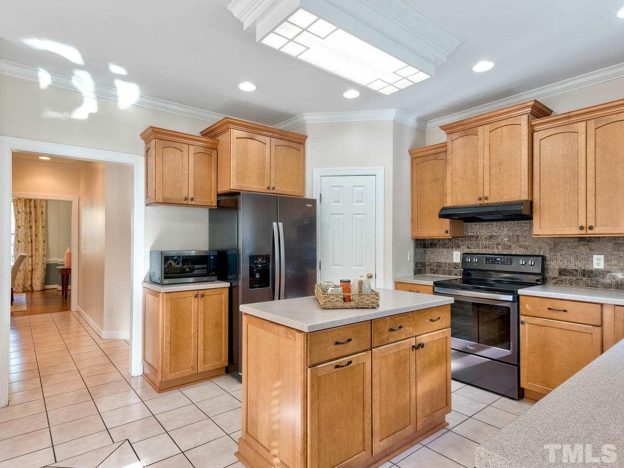 11916 Larka Court Raleigh, NC 27613 - Photo 10 of 30