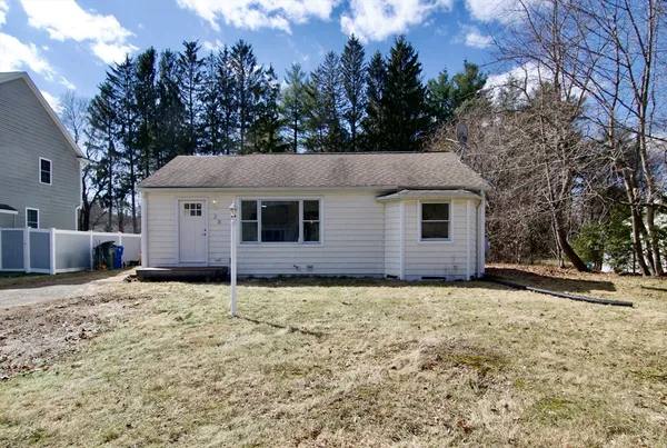 $349,900 | 28 Old Lane Road, Springfield, MA 01129