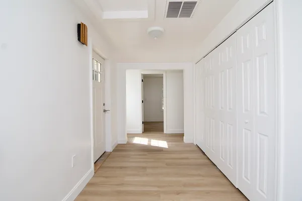 $349,900 | 28 Old Lane Road, Springfield, MA 01129