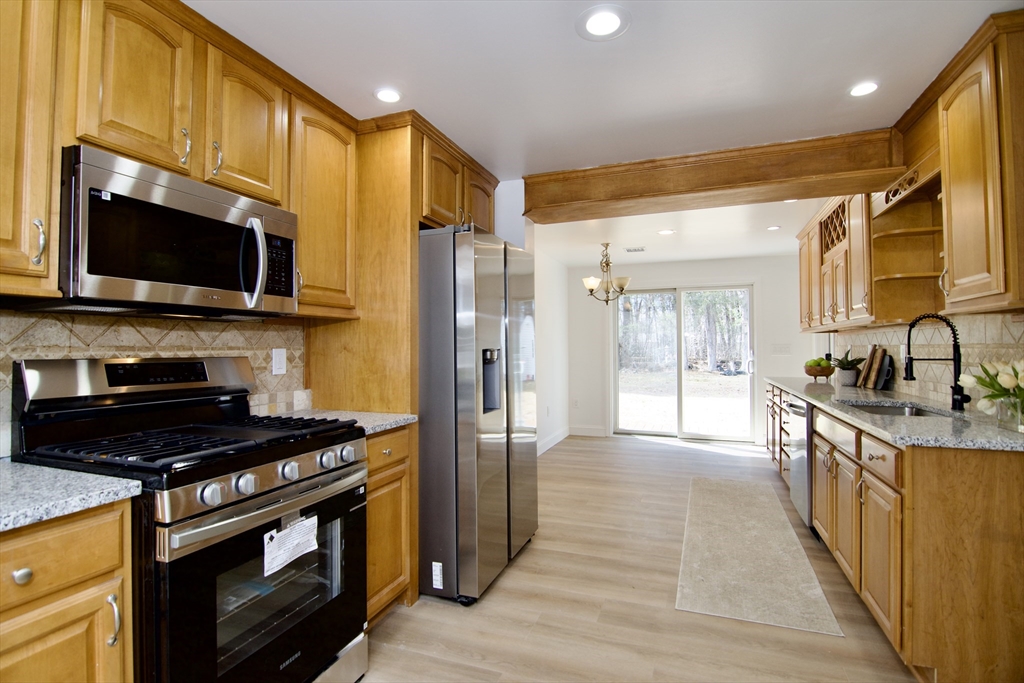 28 Old Lane Road Springfield, MA 01129 - Photo 18 of 36