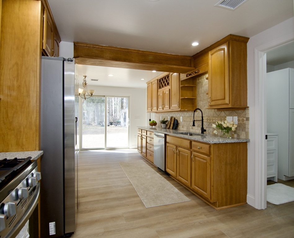 28 Old Lane Road Springfield, MA 01129 - Photo 22 of 36