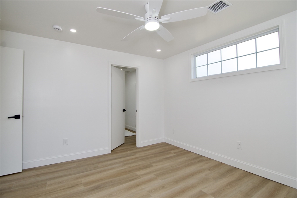 28 Old Lane Road Springfield, MA 01129 - Photo 29 of 36