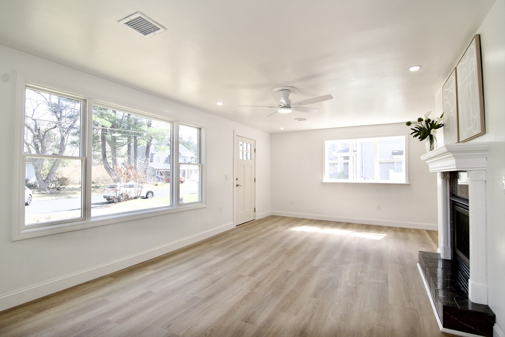 28 Old Lane Road Springfield, MA 01129 - Photo 10 of 36