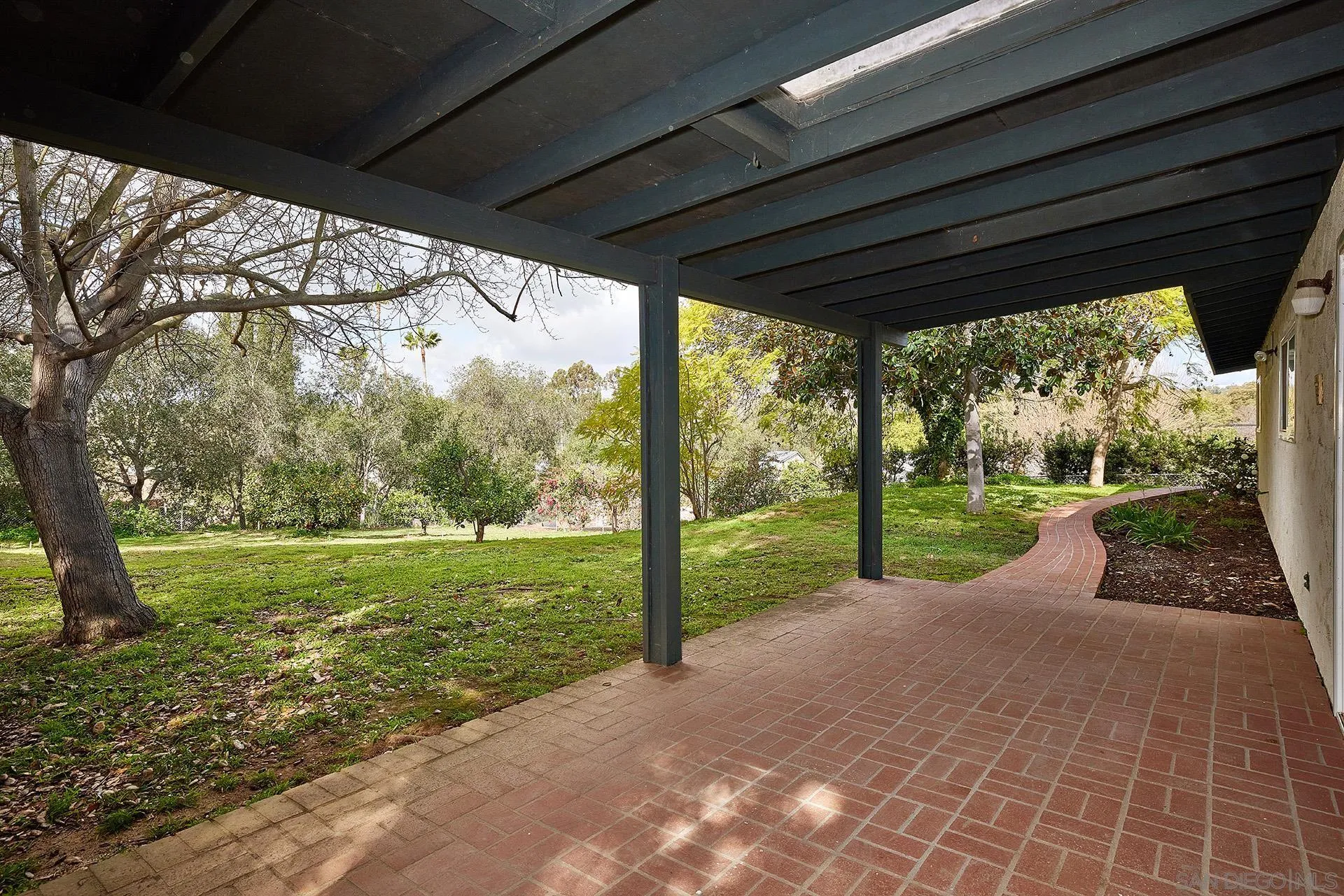 1327 Los Amigos Fallbrook, CA 92028 - Photo 27 of 35 Gallery Image 27