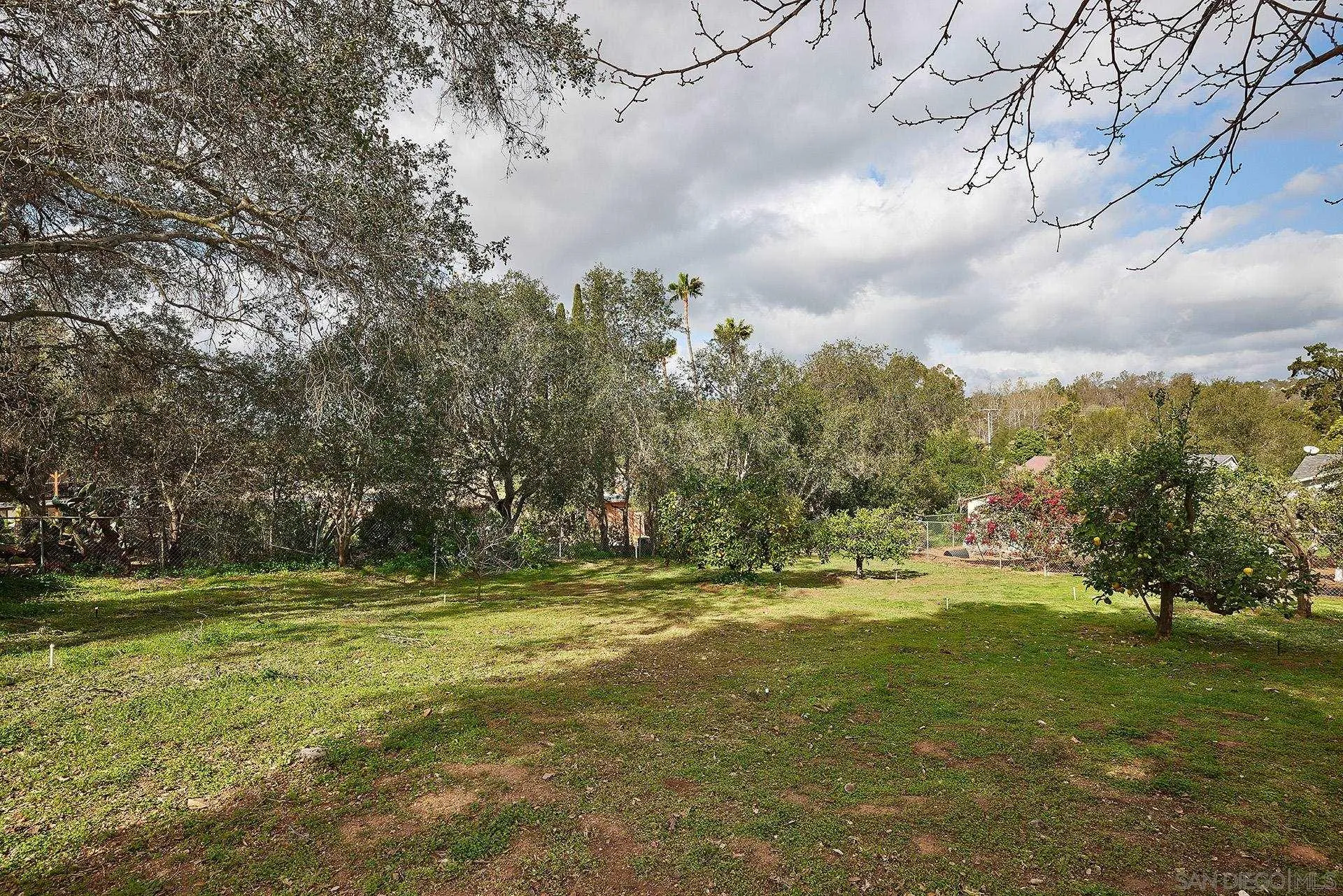 1327 Los Amigos Fallbrook, CA 92028 - Photo 29 of 35 Gallery Image 29