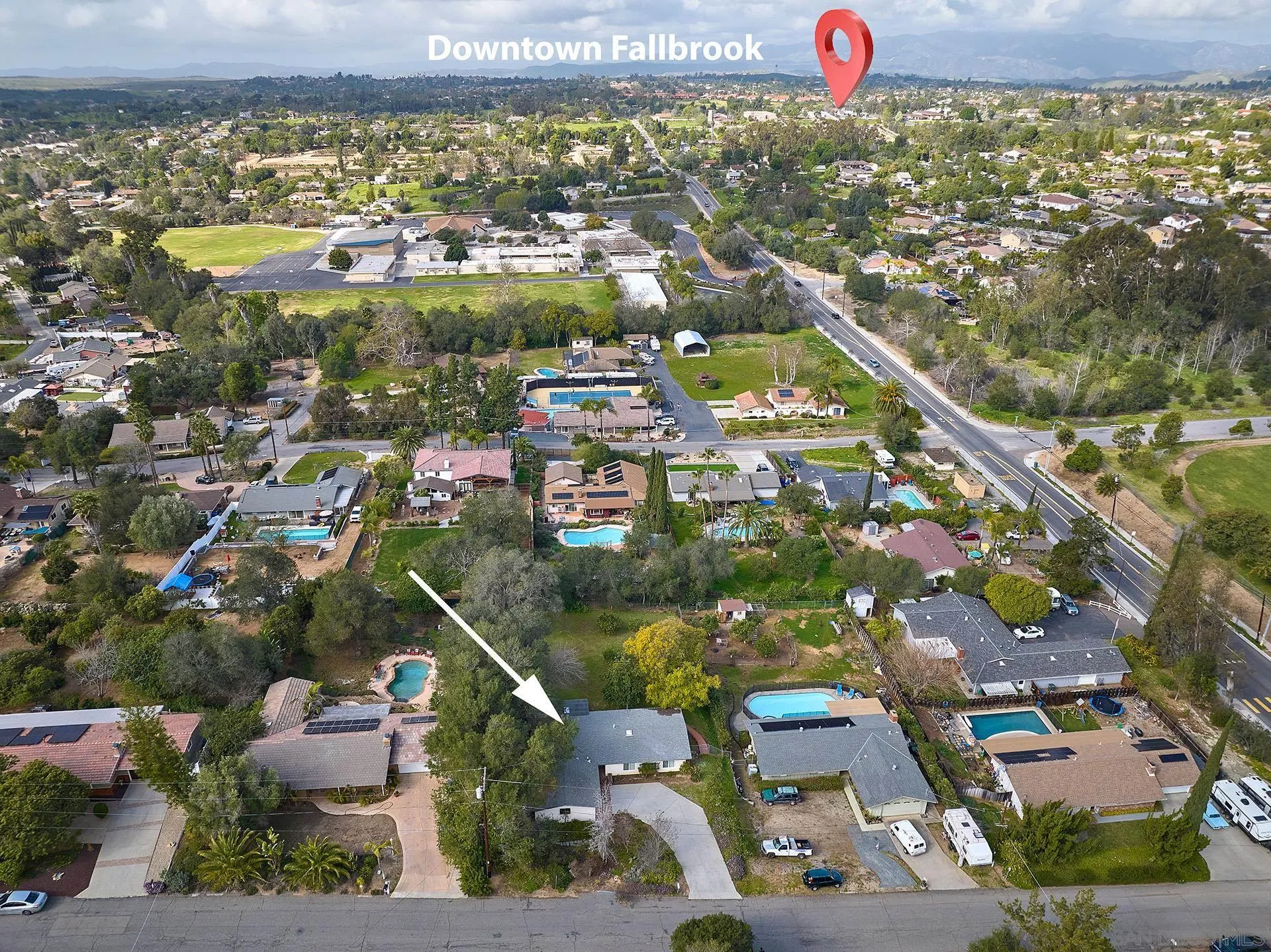 1327 Los Amigos Fallbrook, CA 92028 - Photo 10 of 35 Gallery Image 10