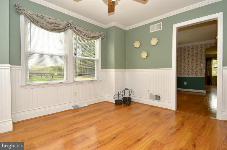 40310 Gap Road Leesburg, VA 20175 - Photo 11 of 30 Breakfast Area