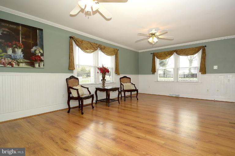 40310 Gap Road Leesburg, VA 20175 - Photo 14 of 30 Family Room