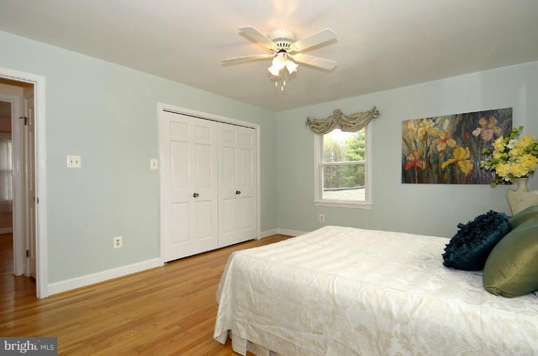 40310 Gap Road Leesburg, VA 20175 - Photo 20 of 30 Bedroom (Master)