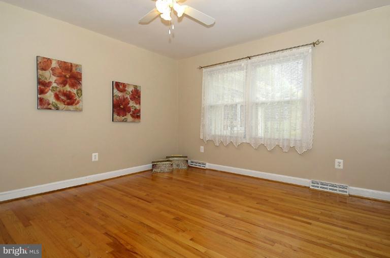 40310 Gap Road Leesburg, VA 20175 - Photo 28 of 30 Bedroom