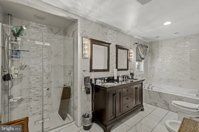 a view of under construction room