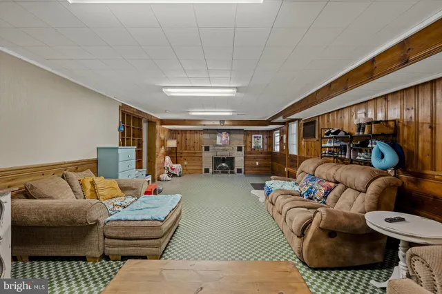 $450,000 | 37 West Church Street, Stevens, PA 17578