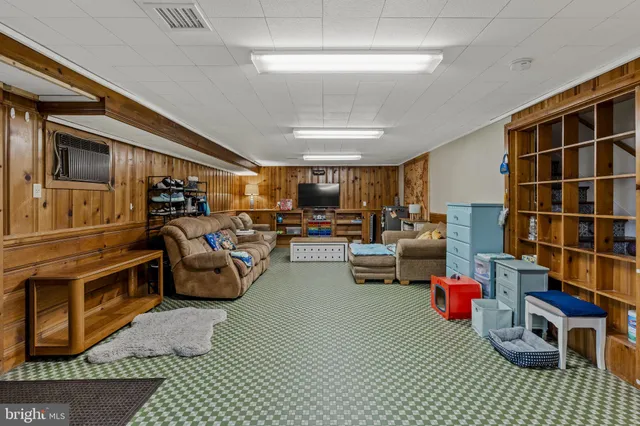 $450,000 | 37 West Church Street, Stevens, PA 17578