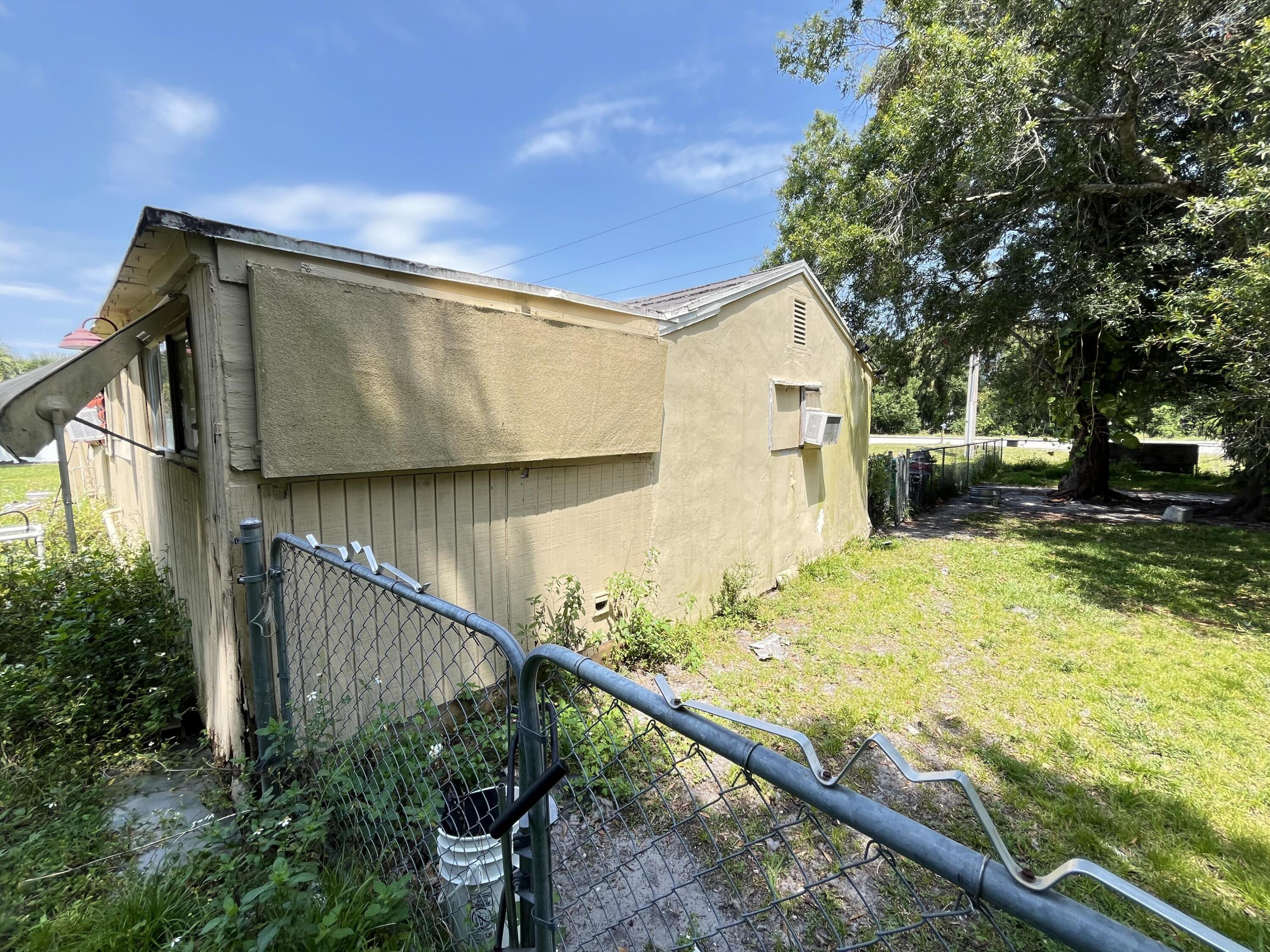 1901 Edwards Road Fort Pierce, FL 34982 - Photo 16 of 16 16