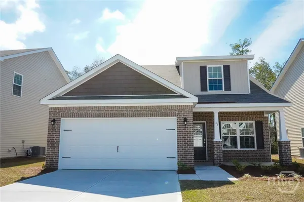 $2,350 | 35 Sago Palm Way, Bloomingdale, GA 31302