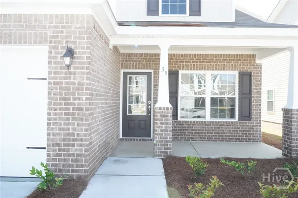 $2,350 | 35 Sago Palm Way, Bloomingdale, GA 31302