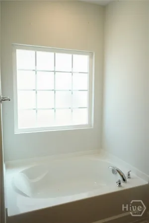 $2,350 | 35 Sago Palm Way, Bloomingdale, GA 31302