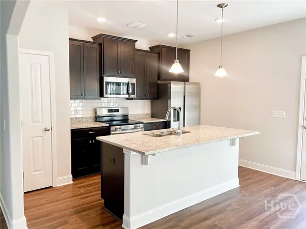 $2,350 | 35 Sago Palm Way, Bloomingdale, GA 31302