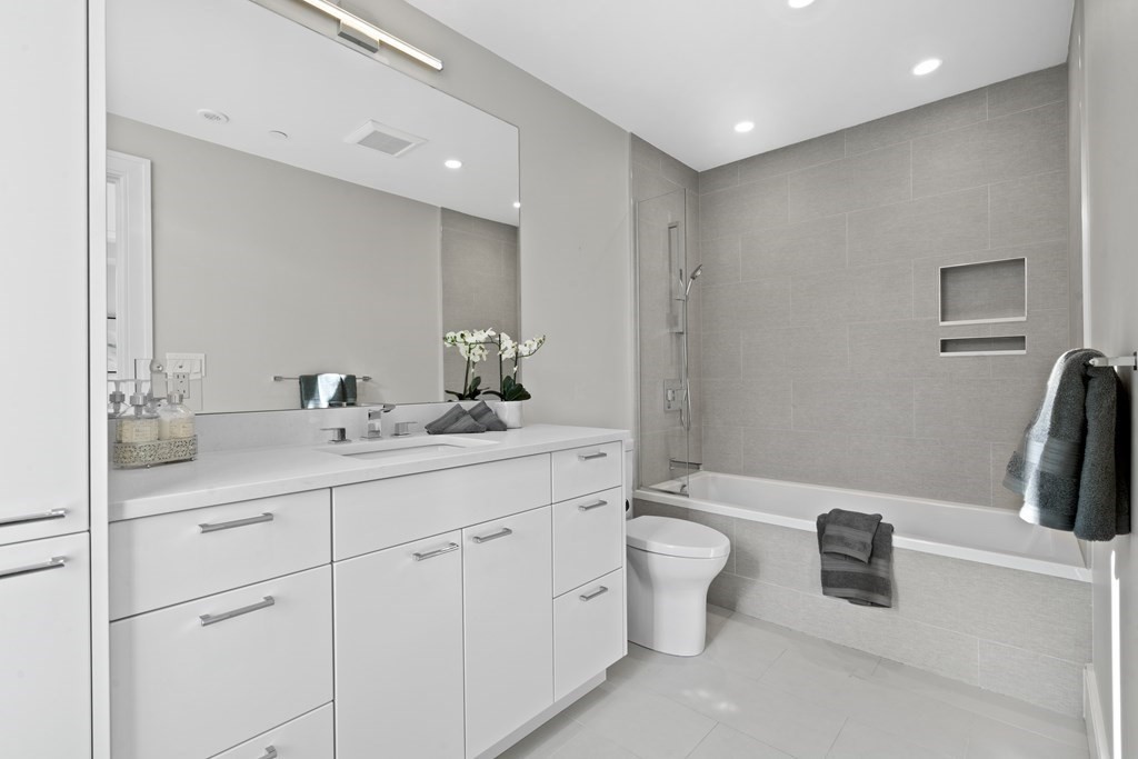 196 West Springfield Street, Unit 2 Boston, MA 02118 - Photo 15 of 34 Gallery Image 15
