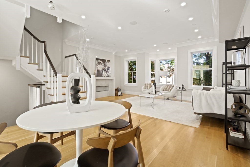 196 West Springfield Street, Unit 2 Boston, MA 02118 - Photo 2 of 34 Gallery Image 2