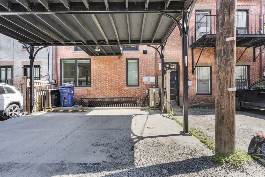 196 West Springfield Street, Unit 2 Boston, MA 02118 - Photo 32 of 34 Gallery Image 32