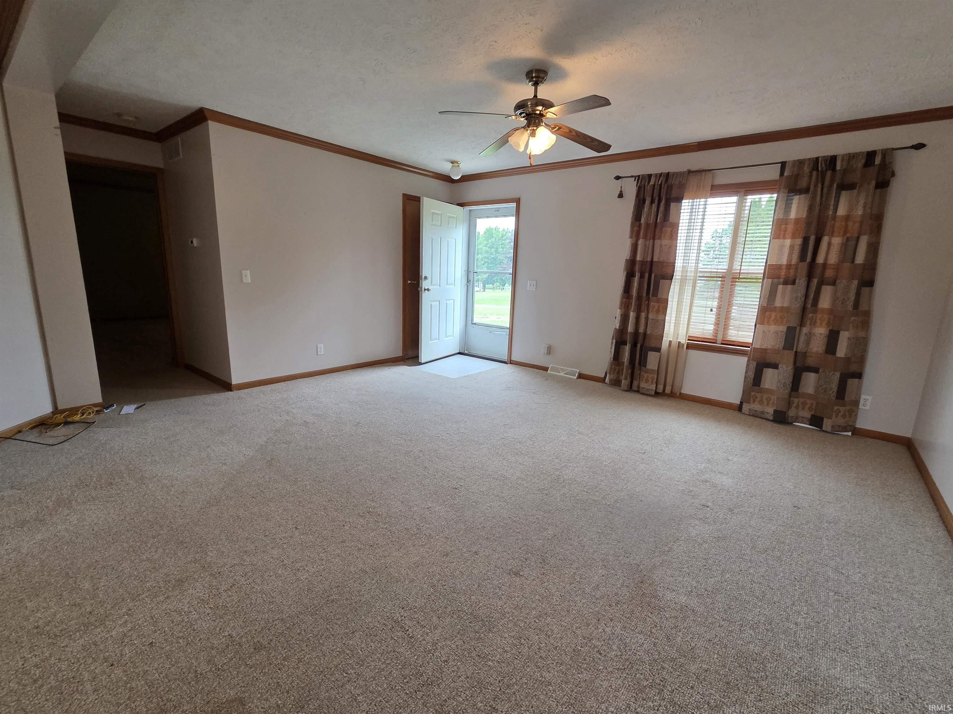 15493 South County Line Road Syracuse, IN 46567 - Photo 9 of 25