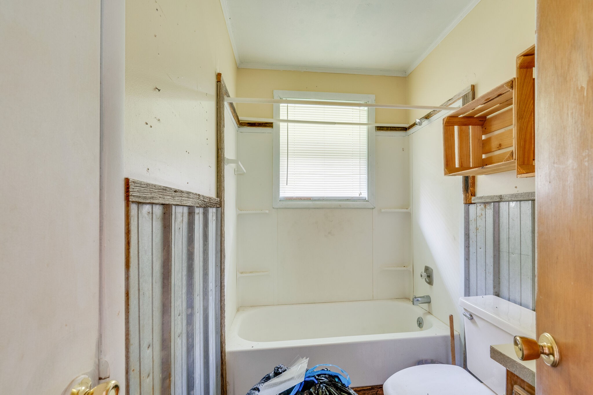 4594 Chestnut Ridge Road Columbia, TN 38401 - Photo 18 of 25 a bathroom with a bathtub and a shower