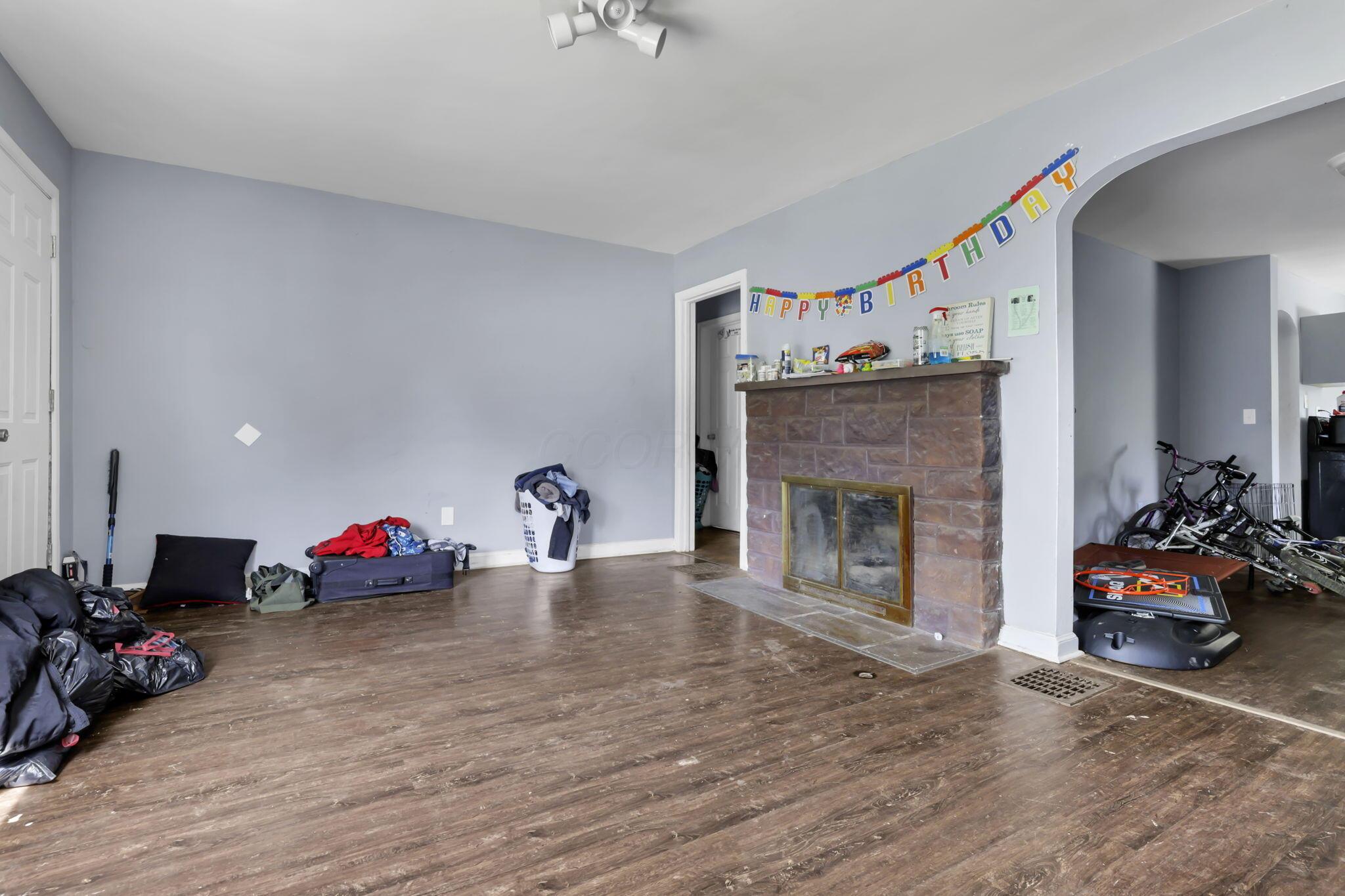 2688 McGuffey Road Columbus, OH 43211 - Photo 6 of 34