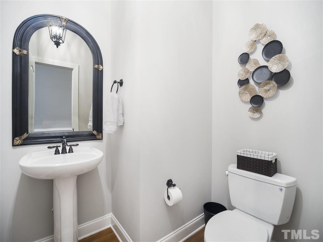 2044 Hopeton Avenue Raleigh, NC 27614 - Photo 13 of 30 Gallery Image 13
