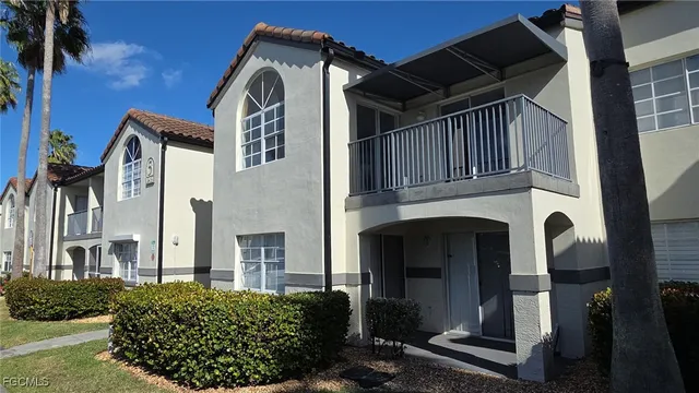 $1,100 | 3419 Winkler Avenue, Unit 505, Fort Myers, FL 33916