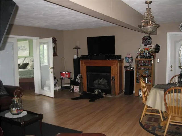 $237,500 | 284 Kaylor Petrolia Road, Karns City, PA 16041