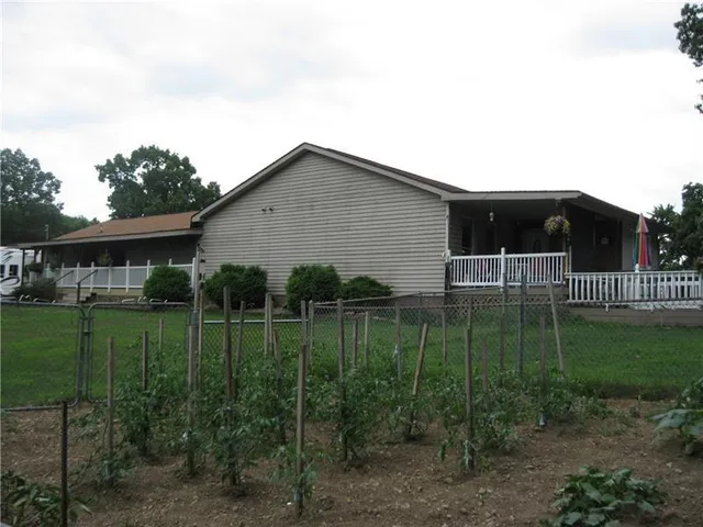 $237,500 | 284 Kaylor Petrolia Road, Karns City, PA 16041