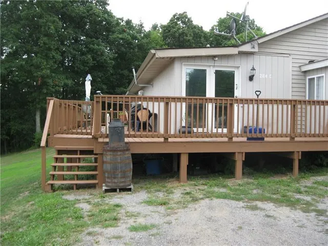 $237,500 | 284 Kaylor Petrolia Road, Karns City, PA 16041