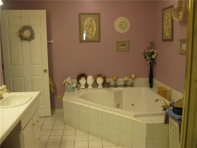 $237,500 | 284 Kaylor Petrolia Road, Karns City, PA 16041