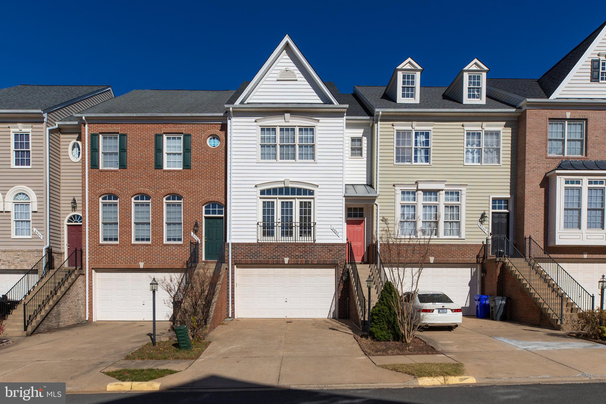 6907 STANWICK SQ - TOWN HOUSE FOR SALE