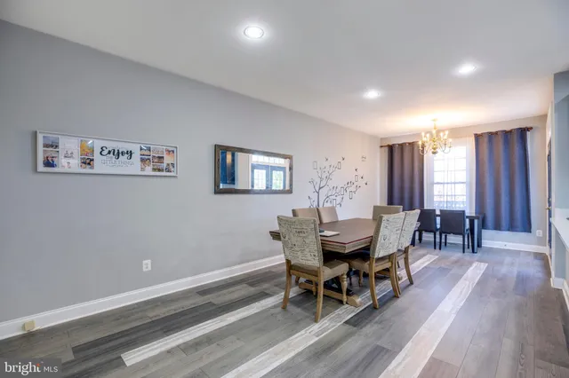 $629,900 | 6907 Stanwick Square, Gainesville, VA 20155