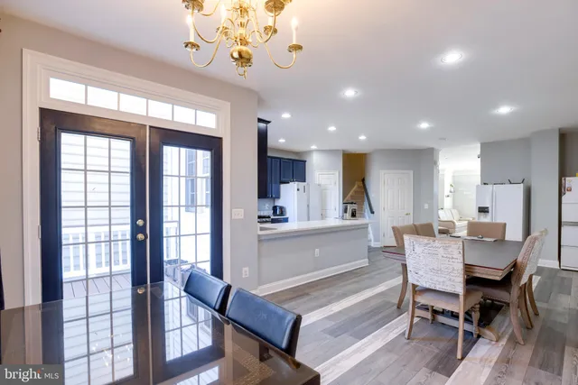 $629,900 | 6907 Stanwick Square, Gainesville, VA 20155