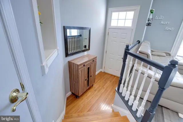 $629,900 | 6907 Stanwick Square, Gainesville, VA 20155