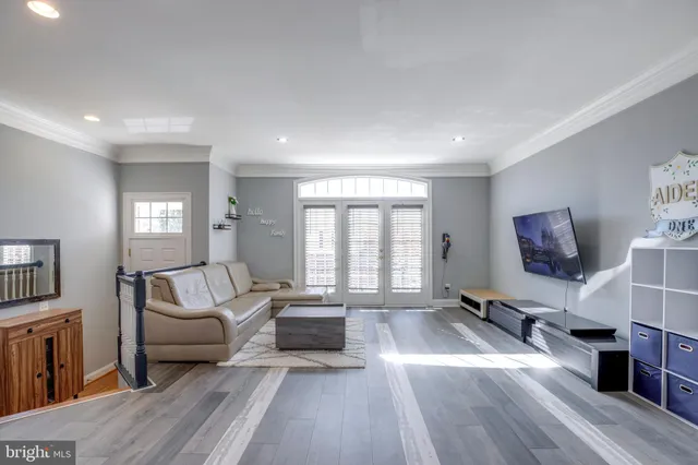 $629,900 | 6907 Stanwick Square, Gainesville, VA 20155