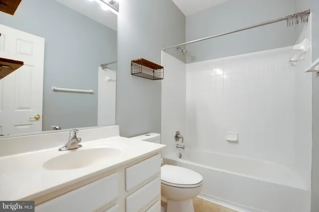 $629,900 | 6907 Stanwick Square, Gainesville, VA 20155