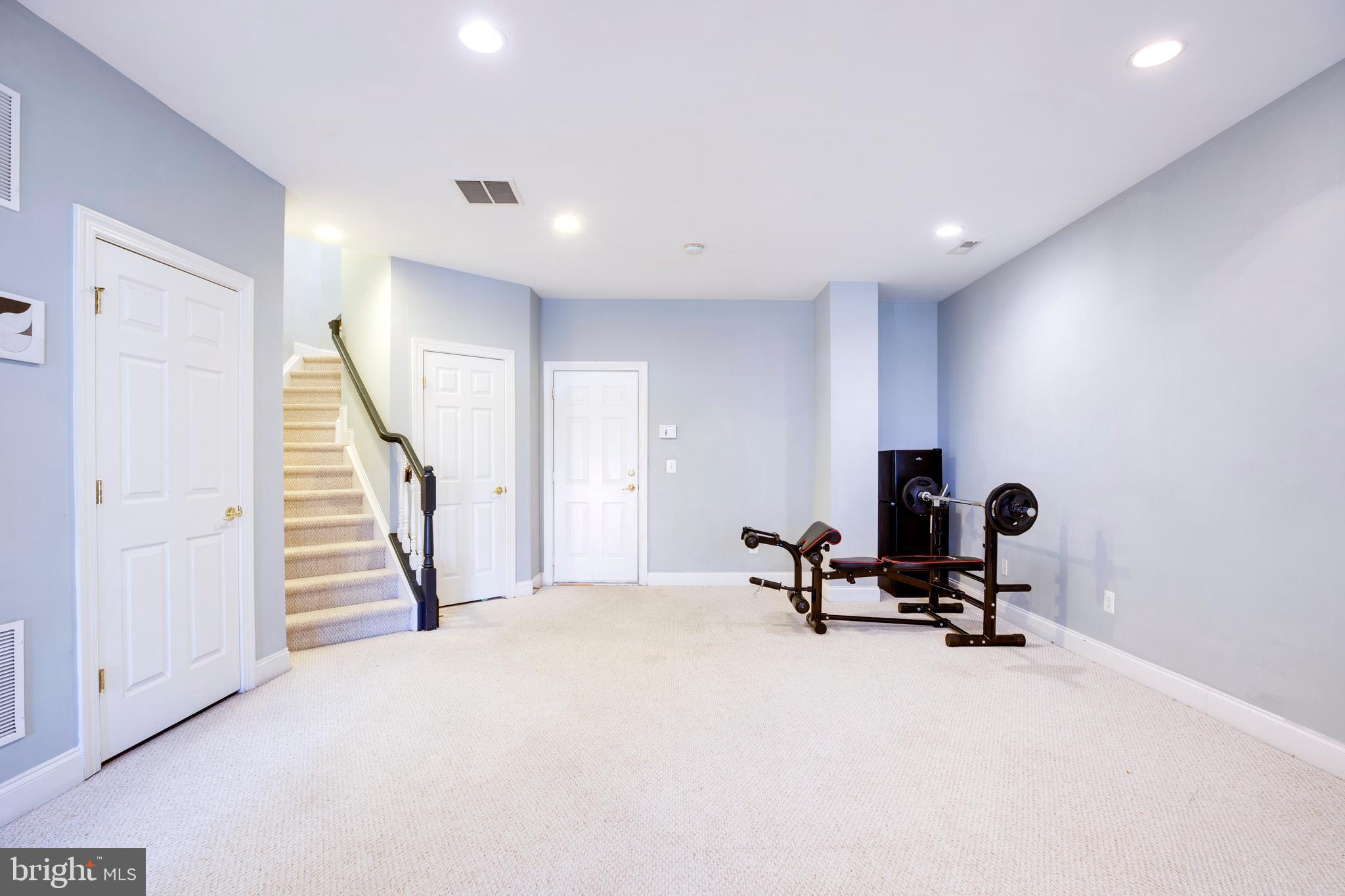 6907 Stanwick Square Gainesville, VA 20155 - Photo 44 of 48 WALK OUT -BASEMENT