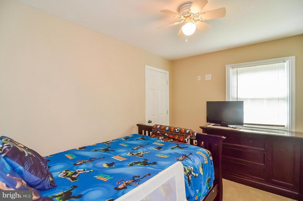 7996 Rugby Road Manassas Park, VA 20111 - Photo 5 of 21 Bedroom