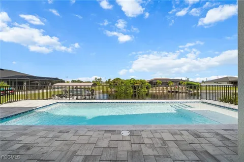 $939,900 | 2375 Northwest 39th Avenue, Cape Coral, FL 33993