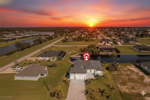 $939,900 | 2375 Northwest 39th Avenue, Cape Coral, FL 33993